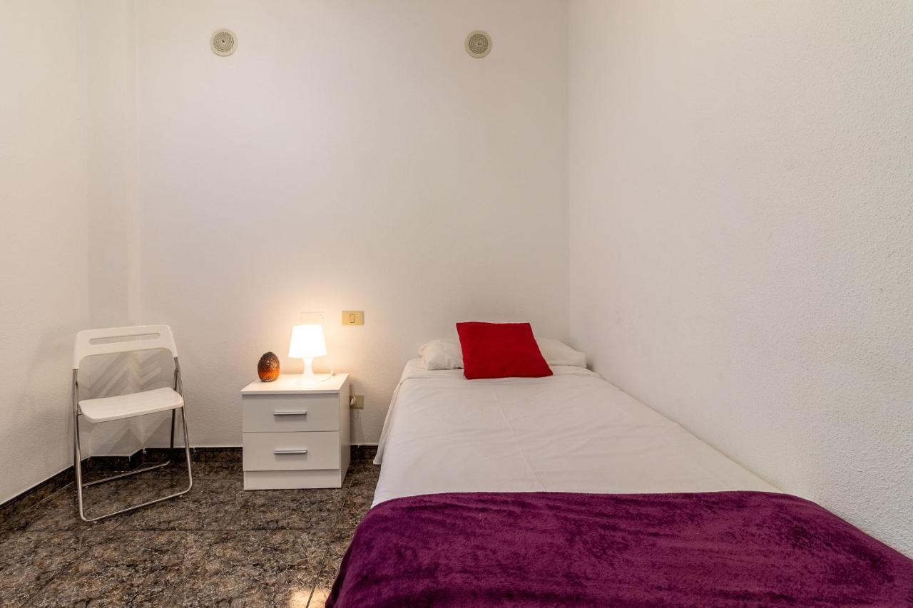 Flatguest Cicer - 3Bdr + Balcony + Beach Las Palmas de Gran Canaria Luaran gambar