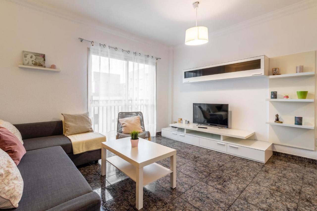 Flatguest Cicer - 3Bdr + Balcony + Beach Las Palmas de Gran Canaria Luaran gambar