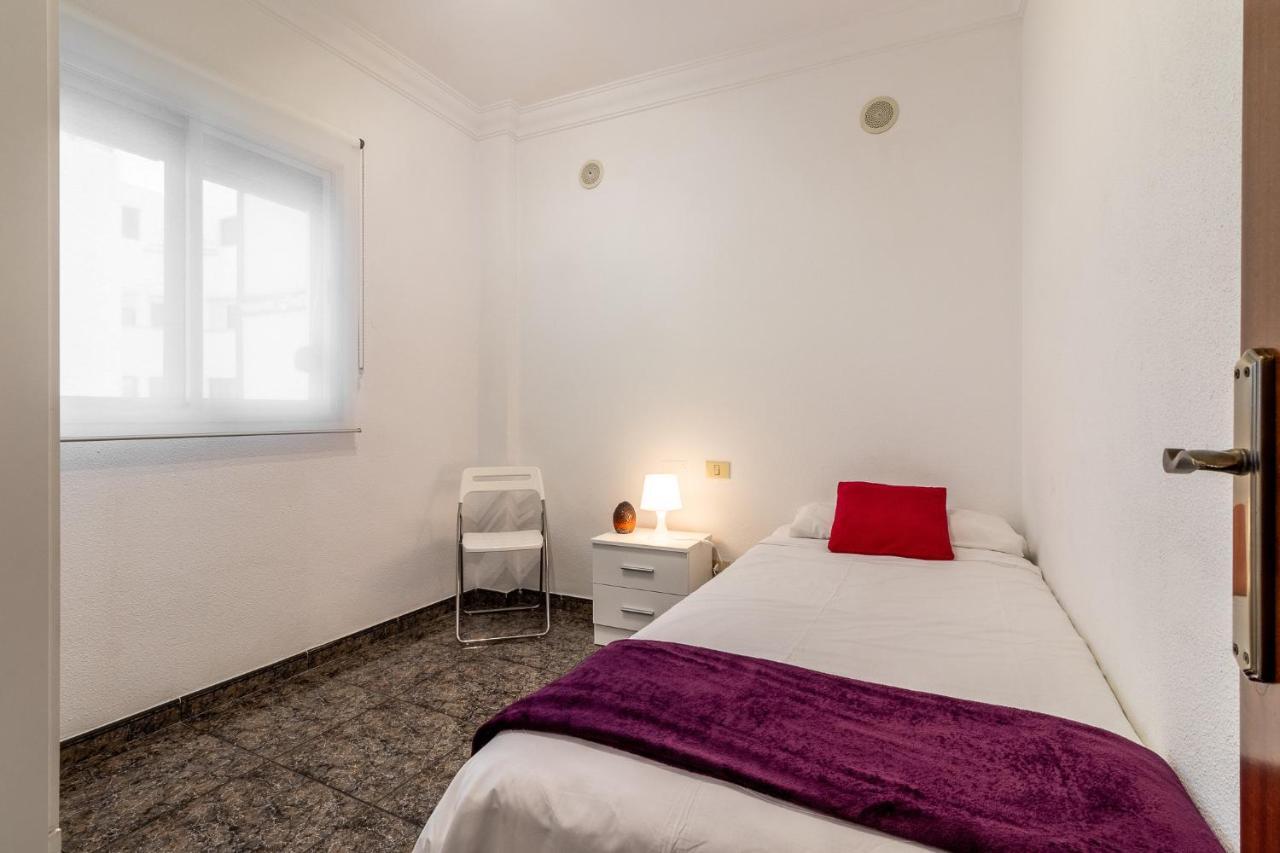 Flatguest Cicer - 3Bdr + Balcony + Beach Las Palmas de Gran Canaria Luaran gambar