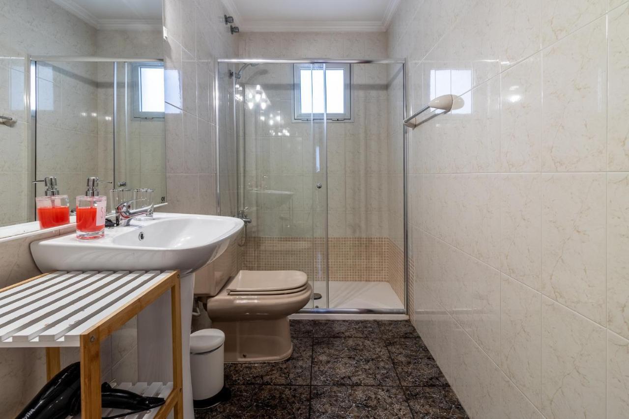 Flatguest Cicer - 3Bdr + Balcony + Beach Las Palmas de Gran Canaria Luaran gambar